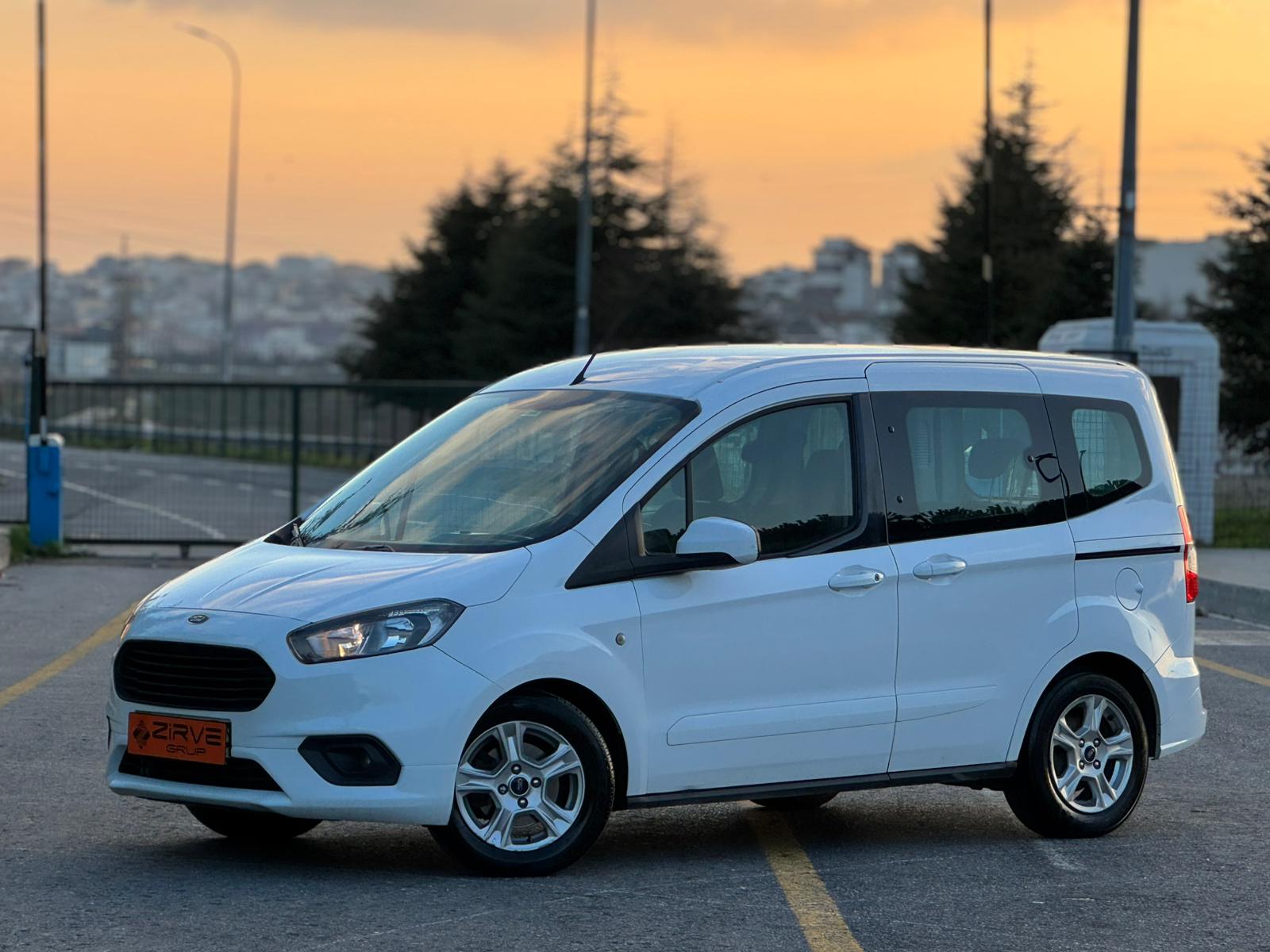 FORD COURİER 2020 DİZEL 1.5 -BANKASIZ - KREDİSİZ - TAKSİTLE- 0.70 ORANLARLA