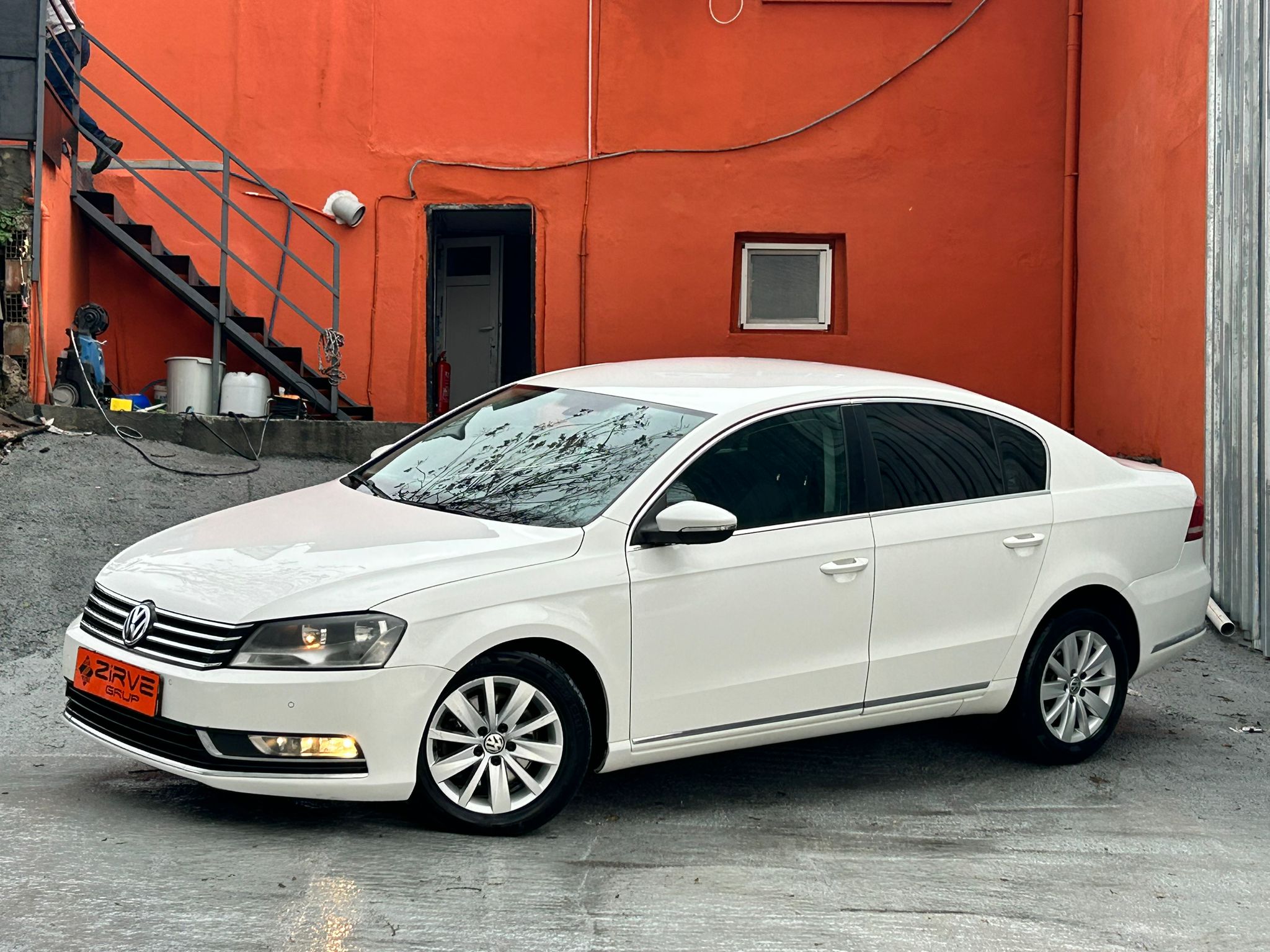 VOLKSWAGEN PASSAT 2014 2.0 TDİ OTOMATİK  0.69 ORAN 48 AY SENET 3 AY ERTELEME İMKANI