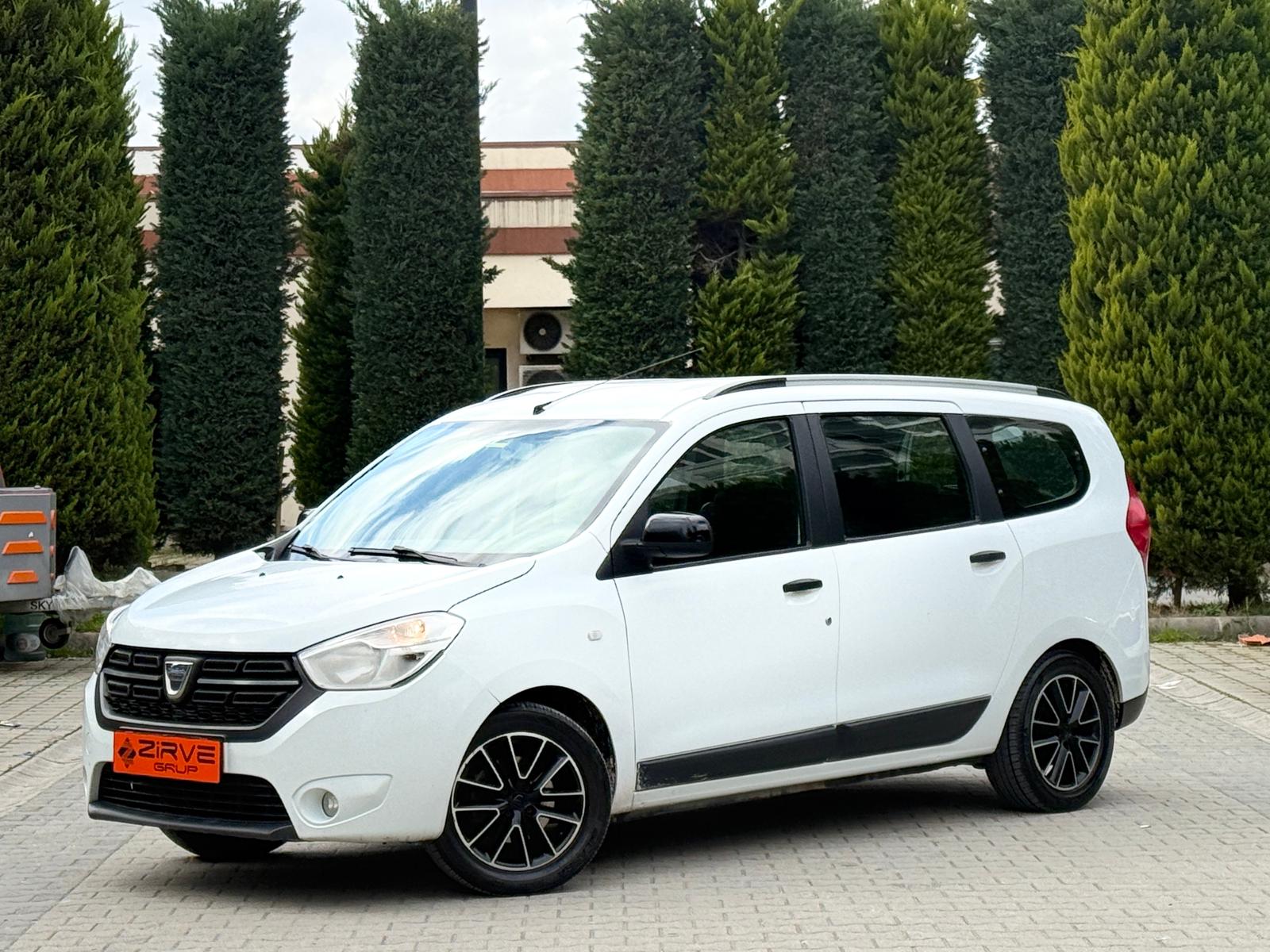 DACİA LODGY 2019 LAUREATE EN DOLUSU 7 KOLTUKLU OTOMOBİL -36 AY TAKSİTLE BANKASIZ KREDİSİZ-