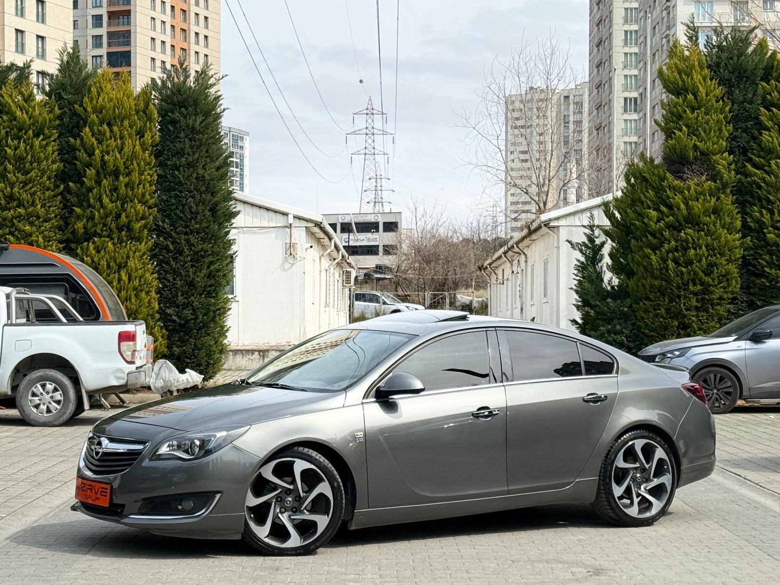 İNSİGNİA 2016 1.6 OTOMATİK SPORT OPC LİNE DİZEL SANROOFLU HAYELET EKRANLI DERİ KOLTUK