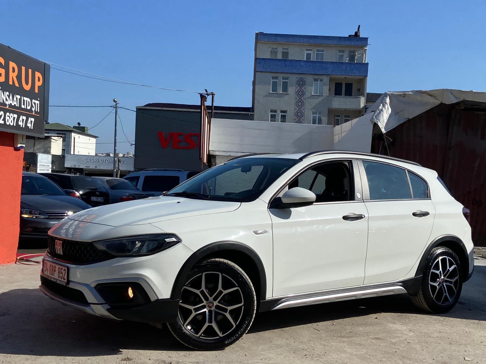 FİAT EGEA CROSS 2023 URBAN PLUS DOLULAR DOLUSU HATASIZ BOYASIZ-BANKASIZ KREDİSİZ-