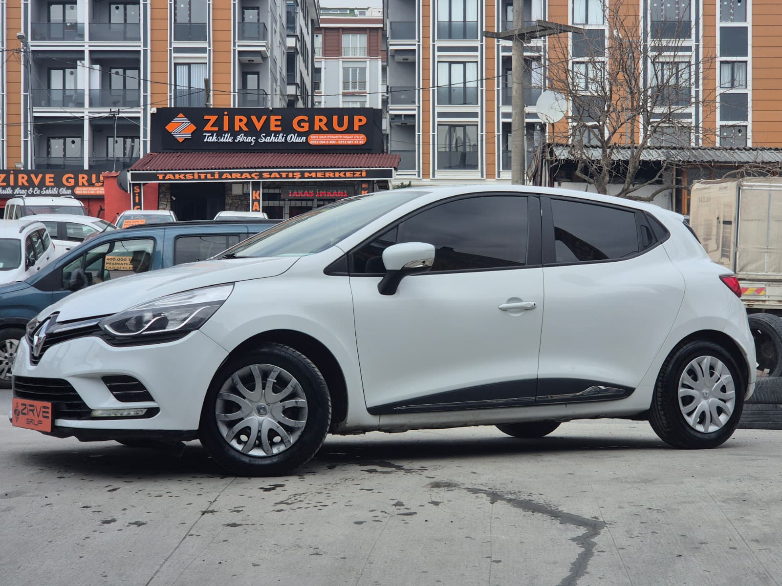 RENAULT CLİO 2020 0.9 TCE TOUCH MANUEL BENZİN 150.000 PEŞİNAT - 36 AY ELDEN SENET İMKANI-