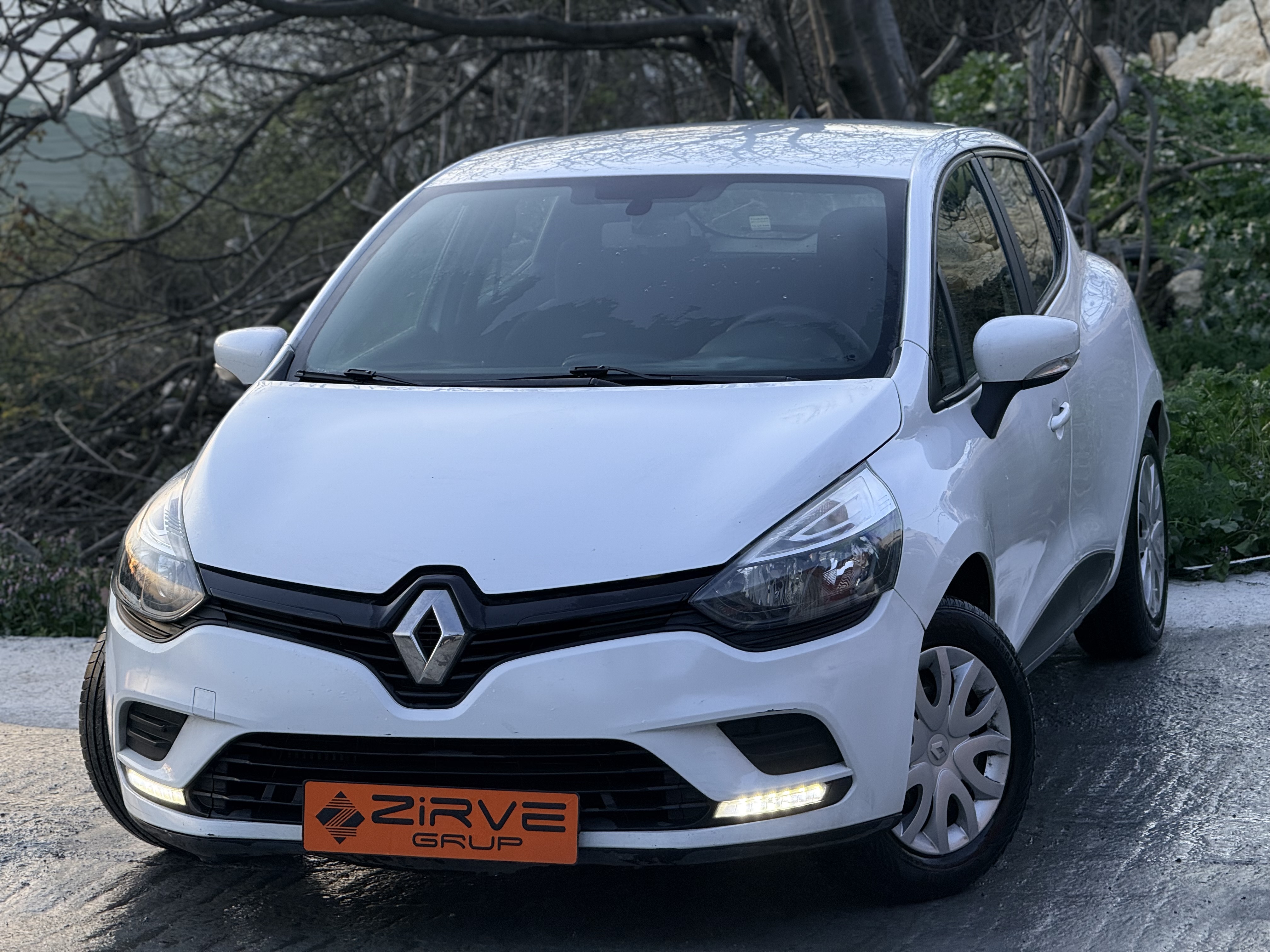 RENAULT CLİO 2020 0.9 TCE JOY MANUEL BENZİN 150.000 PEŞİNAT - 36 AY ELDEN SENET İMKANI-