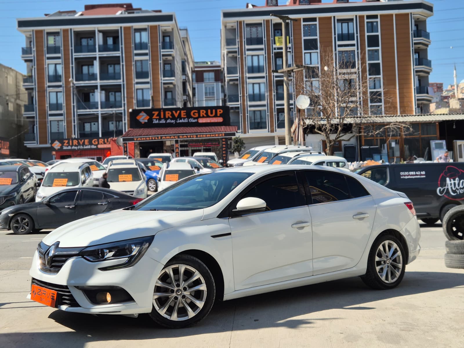 MEGANE 2018 TOUCH PLUS ENDOLUSU 1.5DCİ OTOMATİK ÖZEL PLAKALI-BANKASIZ KREDİSİZ-