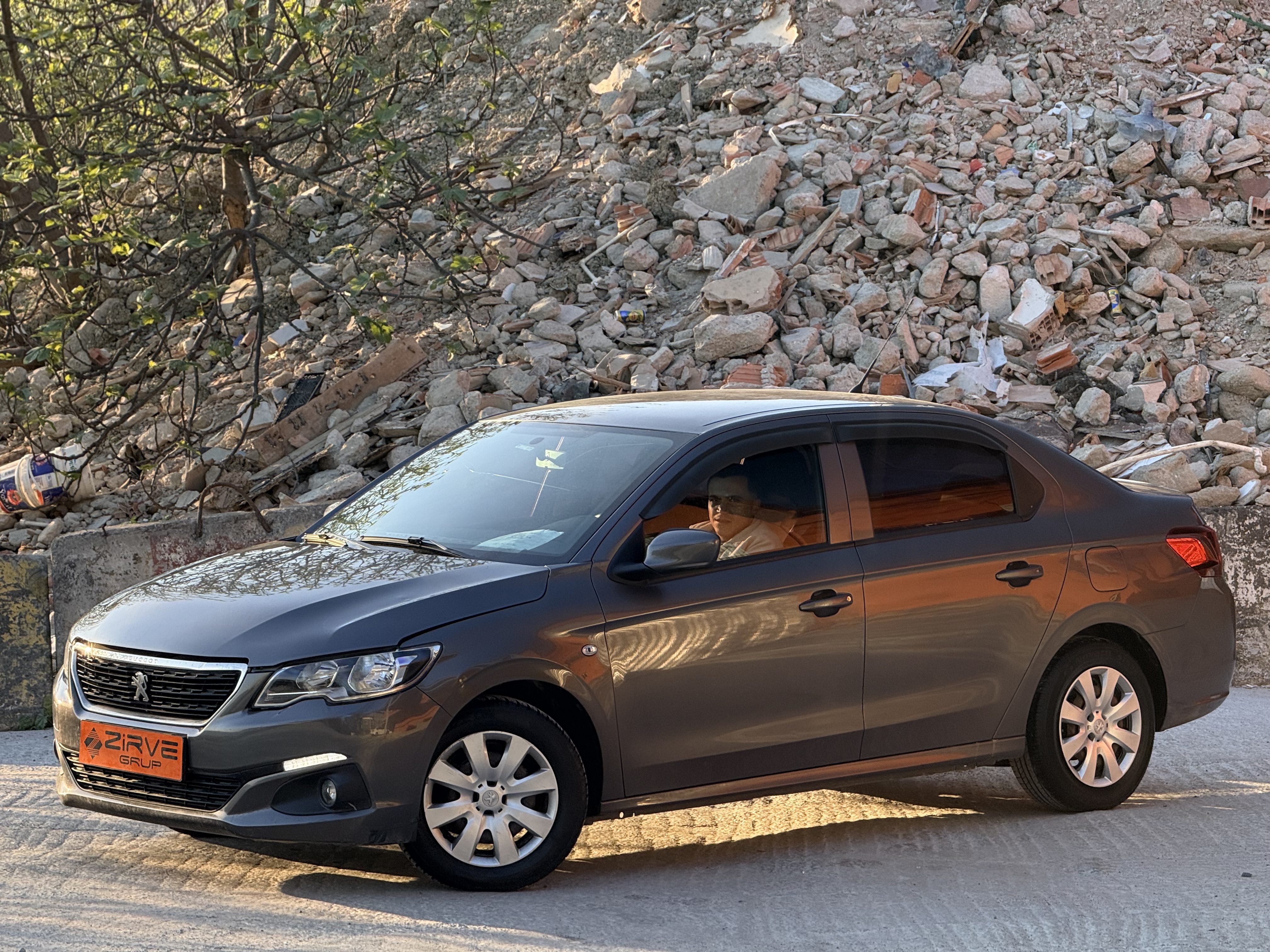 HATASIZ BOYASIZ PEUGEOT 301 2019 FÜME - 36AY TAKSİT BANKASIZ KREDİSİZ-