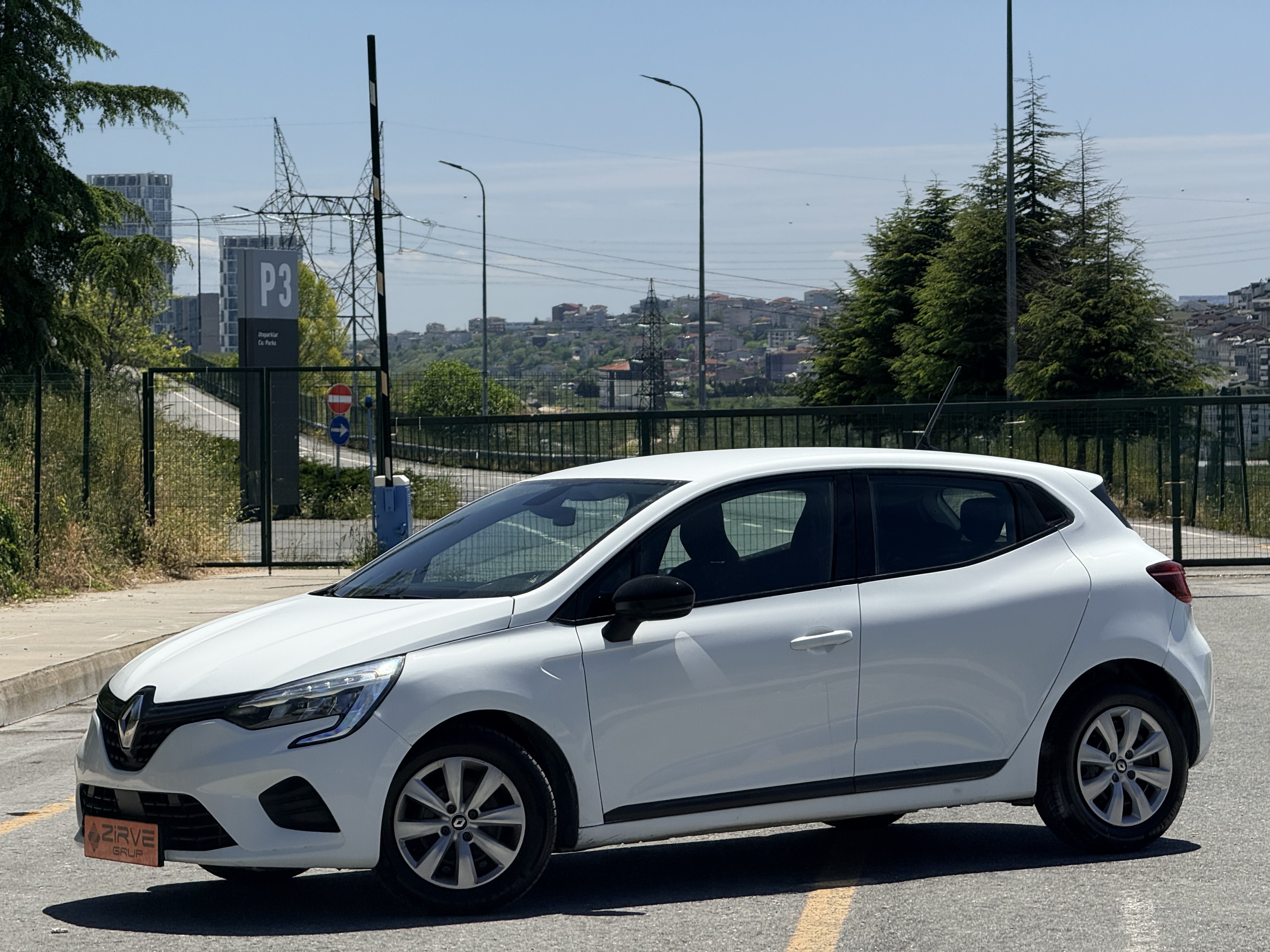 Renault CLİO 1.0 TCE JOY 250 BİN TL PEŞİNATLA SENETLE-BANKASIZ KREDİSİZ-
