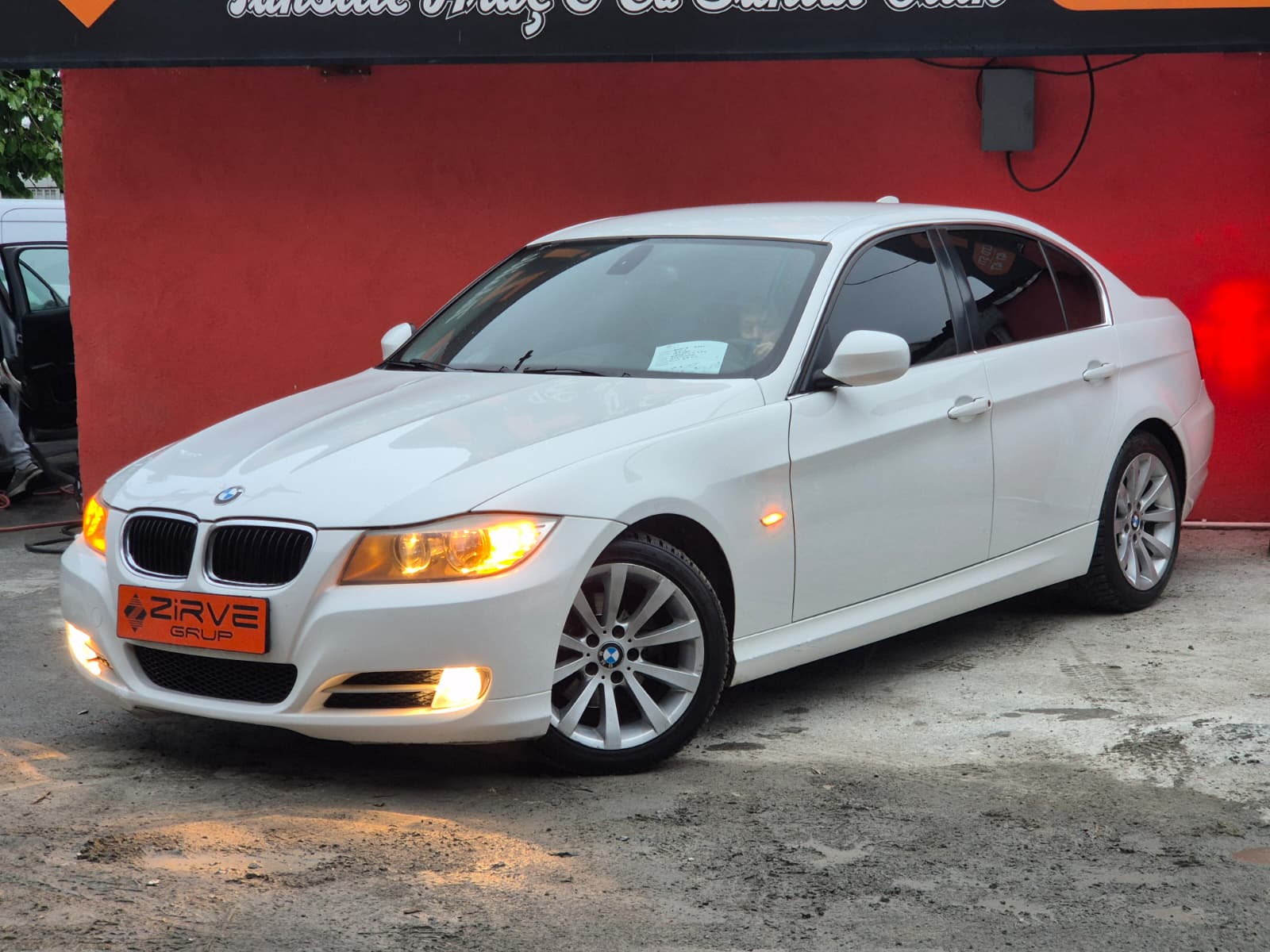 BMW 2012 EMSALSİZ 316İ COMFORT BENZİN&LPG PİYASANIN EN TEMİZİ--36 AY SENETLE TAKSİT--