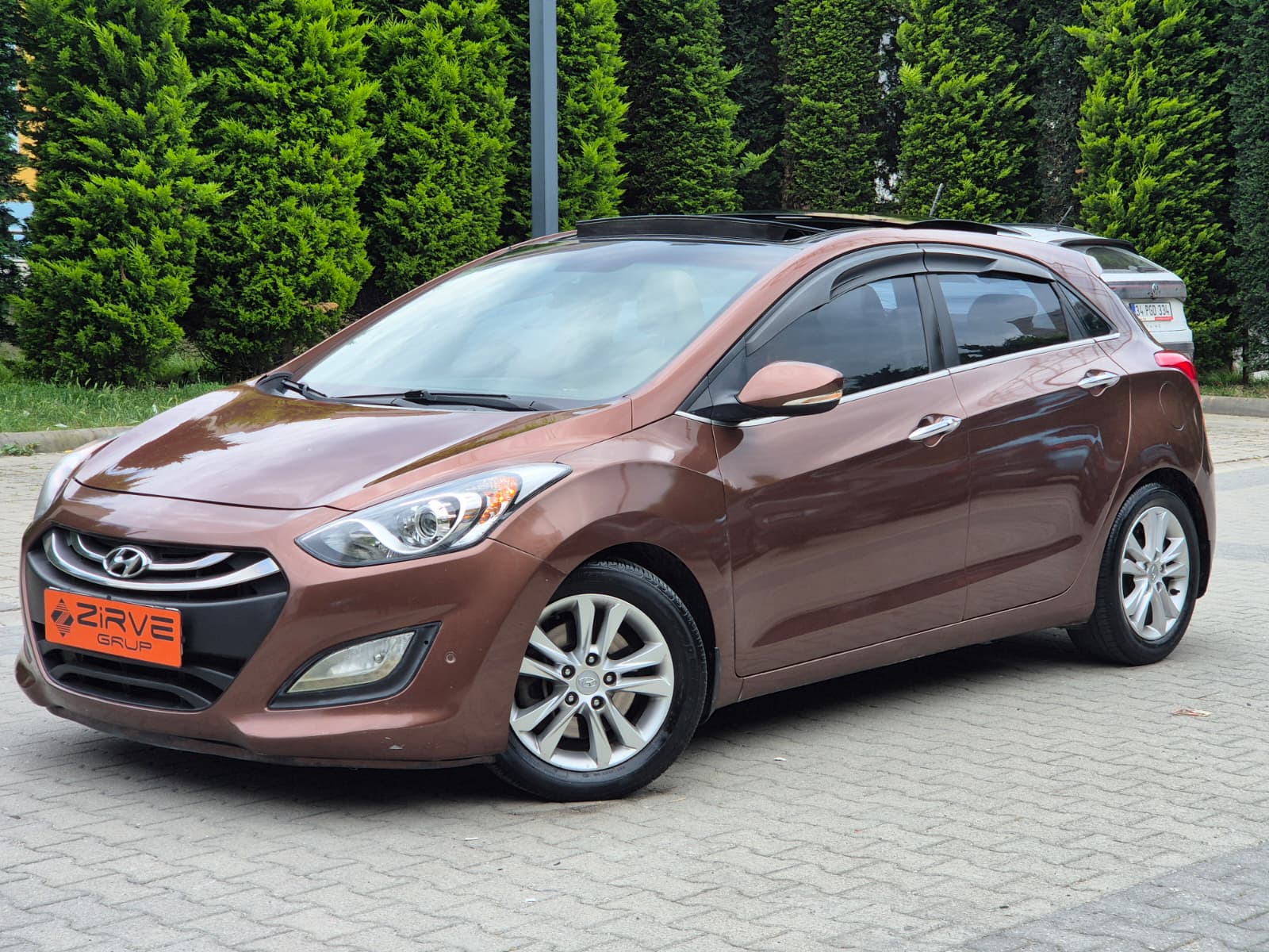 HYUNDAİ İ30 2013 ELİTE PLUS ENDOLSU SANROOFLU KOLTUK ISITMALI 214 KMDE BANKASIZ KREDİSİZ--