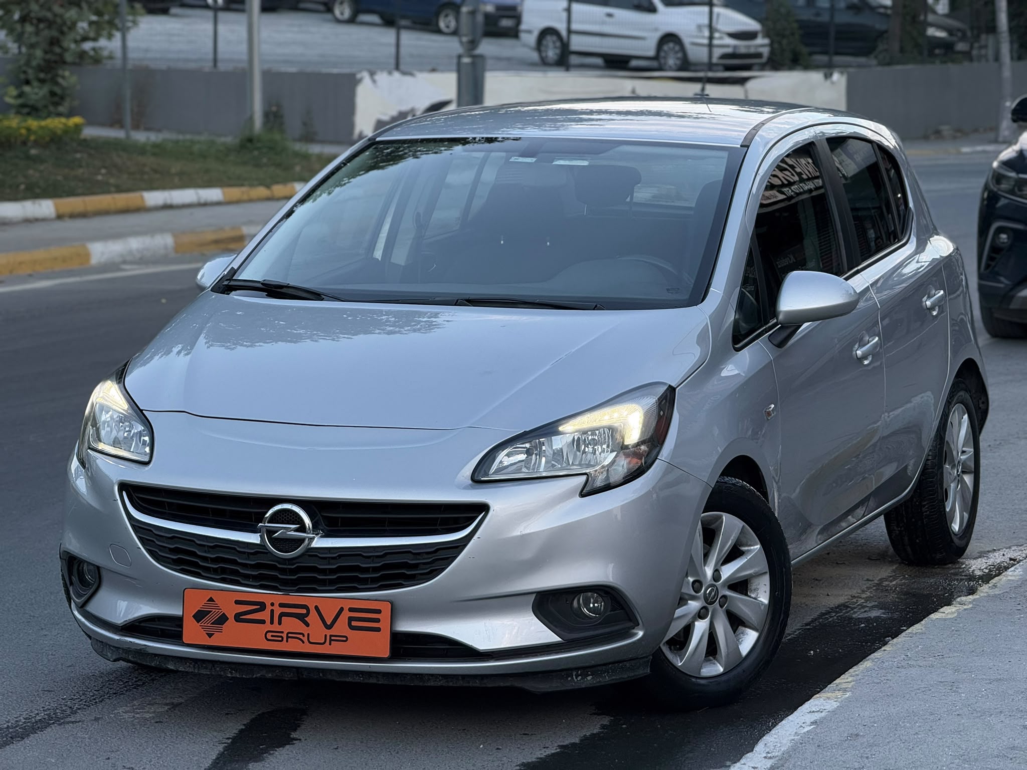 HATASIZ BOYASIZ OPEL CORSA 2016 1.2 ENJOY BENZİN- 1.99 ORAN 48AY TAKSİTLE-