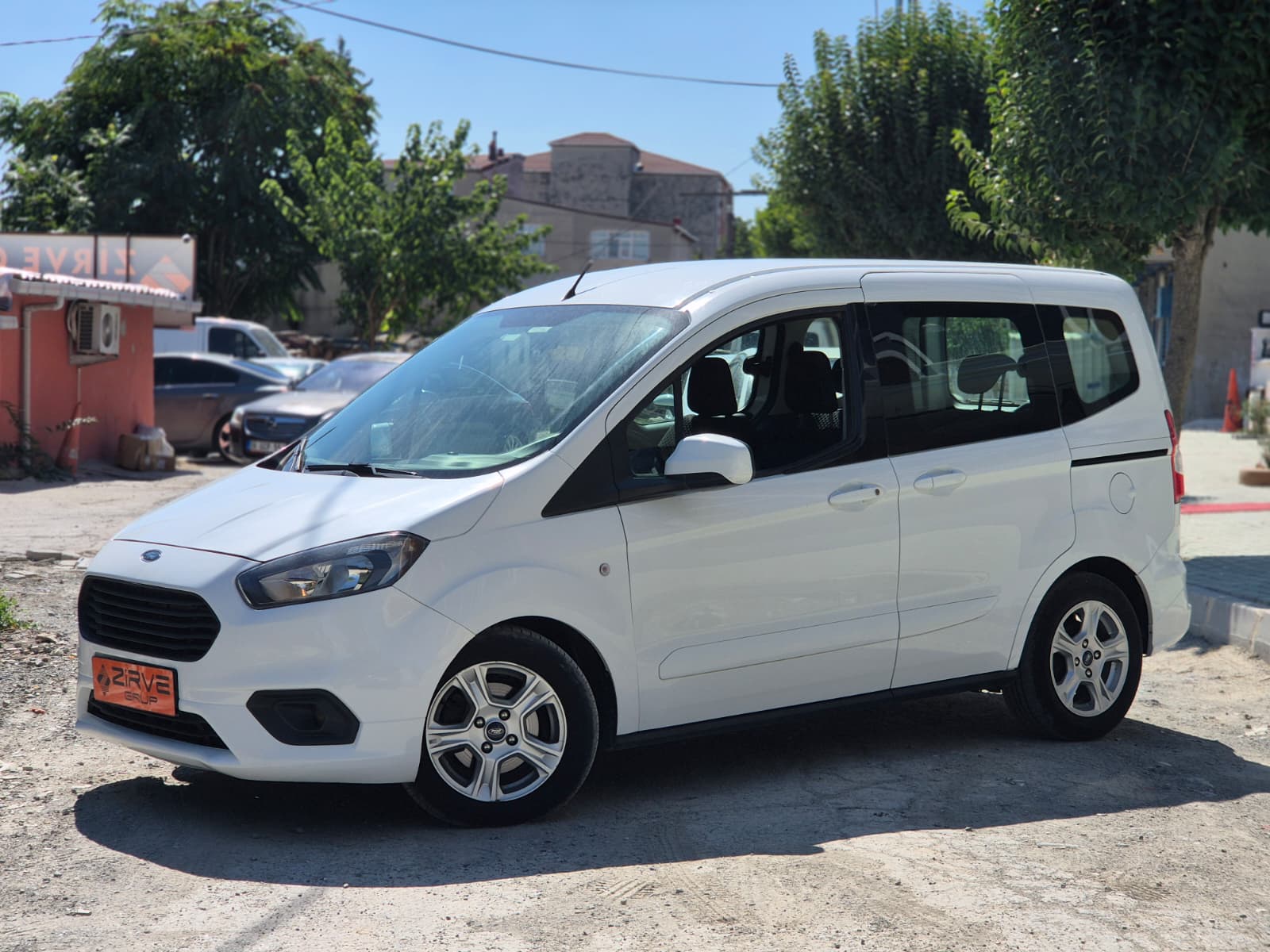 FORD COURİER 2019 DELUX 1.5TDCİ 100BG OTOMOBİL RUHSATLI--BANKASIZ-KREDİSİZ--