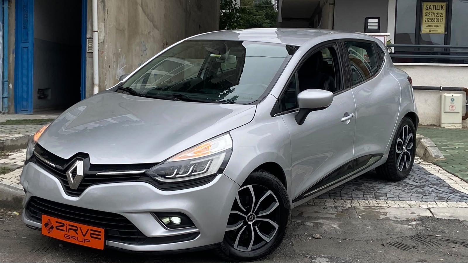 RENAULT CLİO 2019 OTOMATİK İCON 95KMDE ENDOLUSU DERİ KOLTUK --BANKASIZ KREDİSİZ SENETLE--
